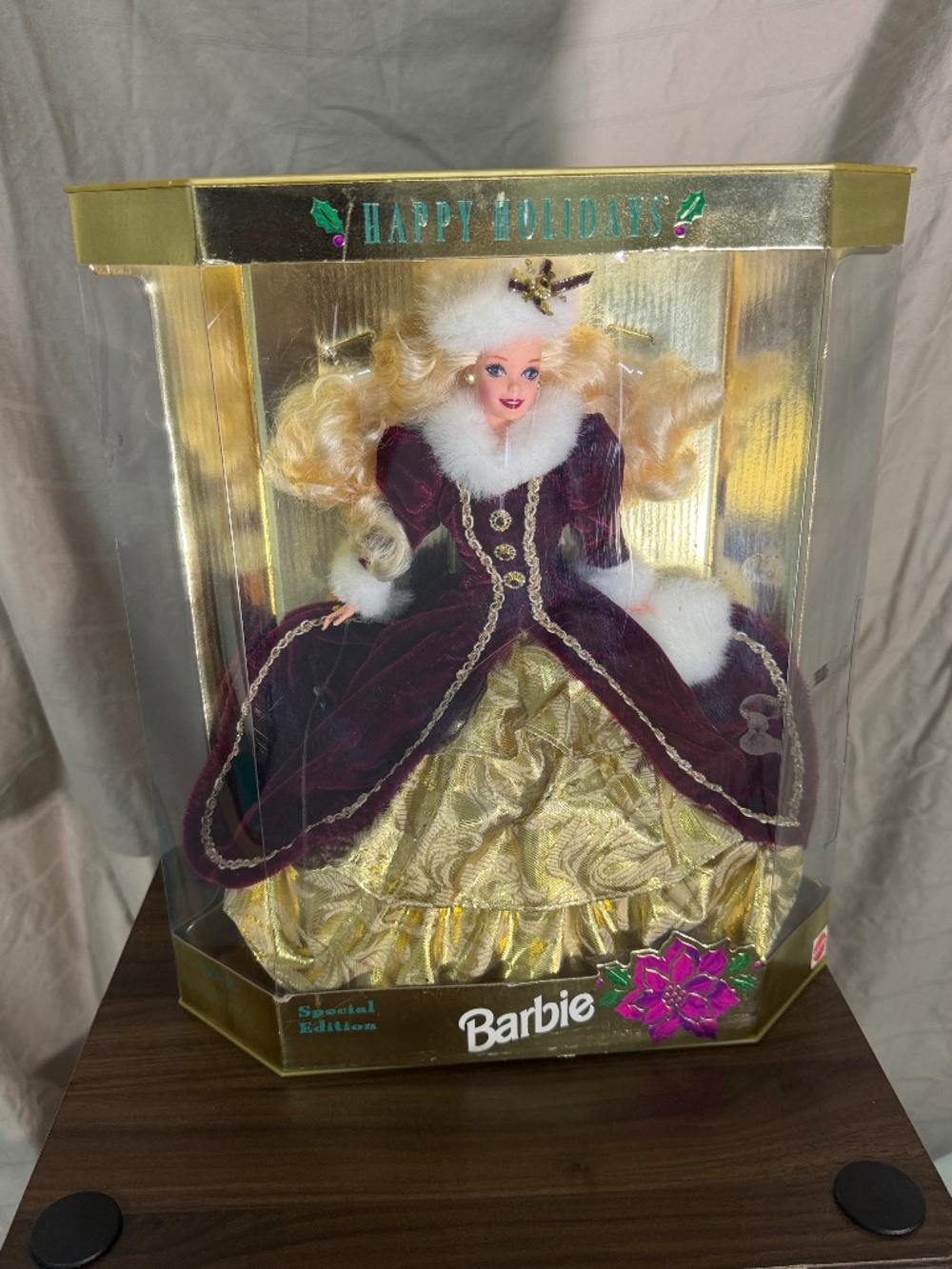 Vintage Happy Holidays Barbie (1996) – New in Box